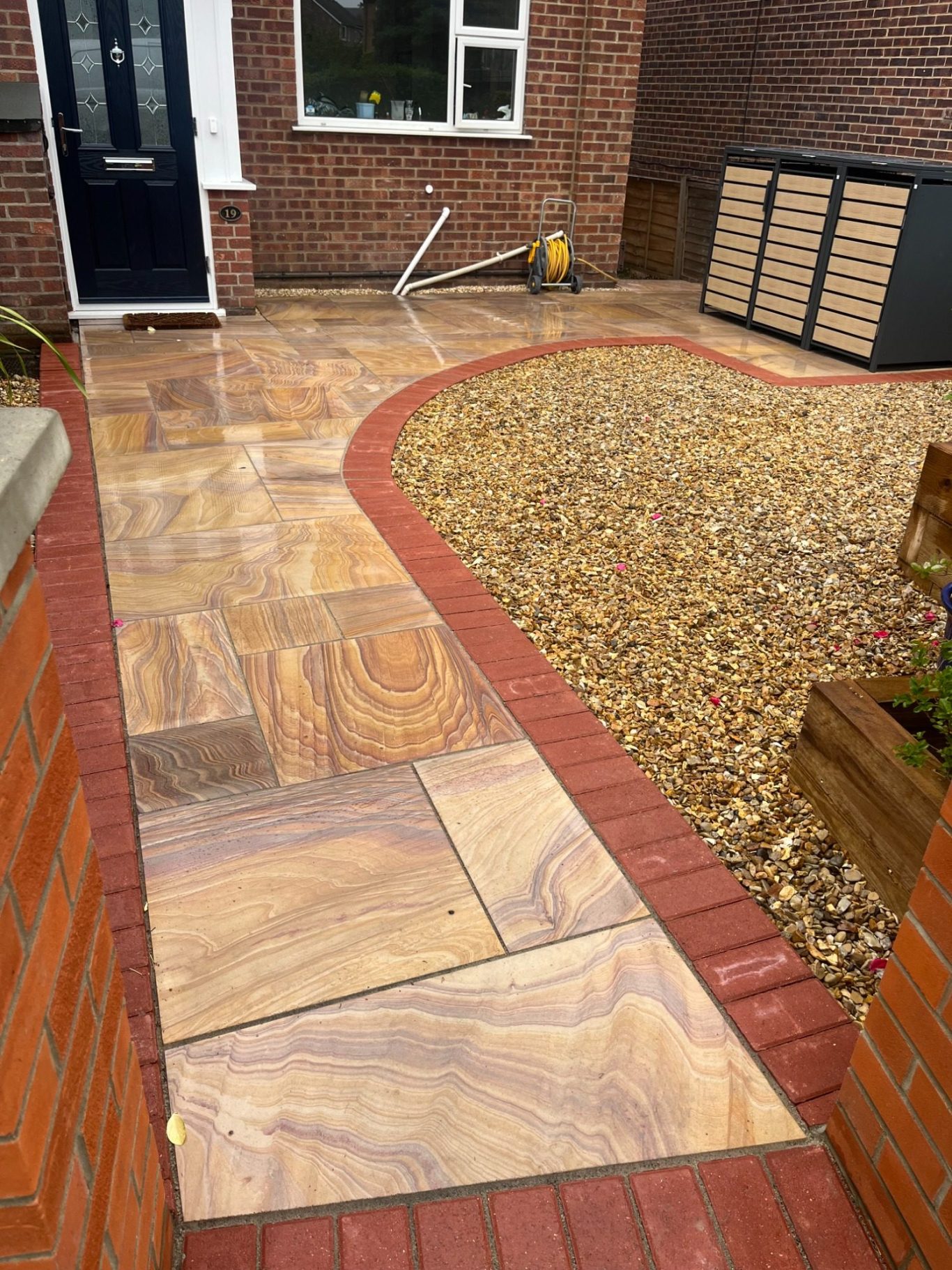 Garden Chalet - PH Build Garden Office Building with plants